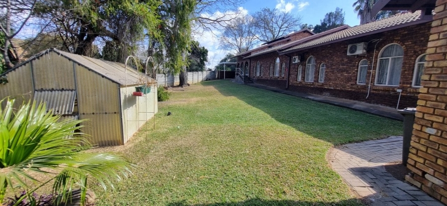 5 Bedroom Property for Sale in Elandsrand North West
